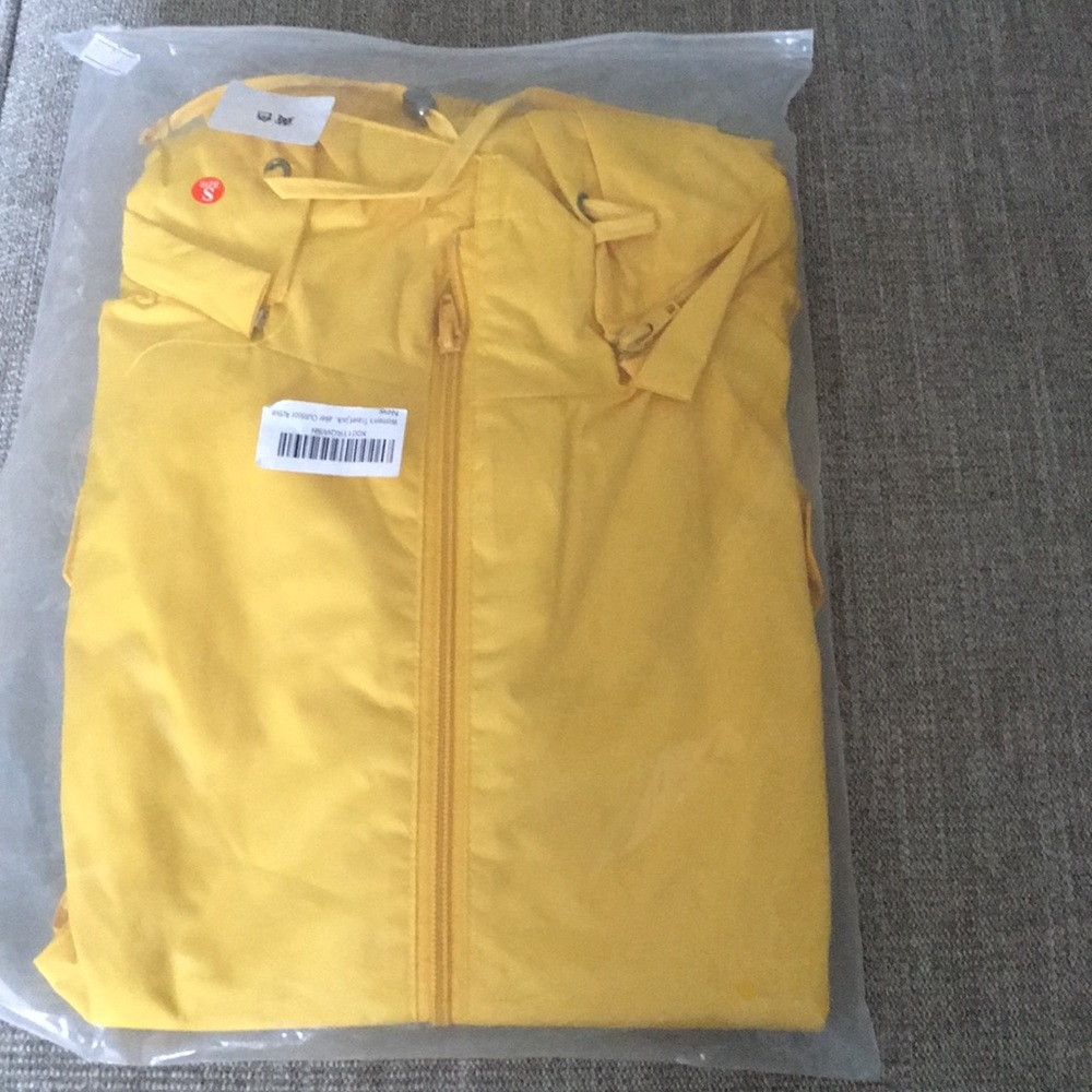 Ladies yellow rain jacket -Size S